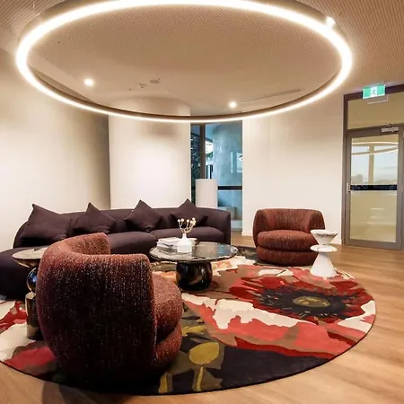 35th Floor Cbd Luxury At Queens Wharf Brisbane