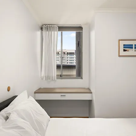 Modern 2-bed With Gym & Sauna Access Apartment