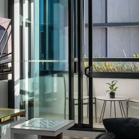 Apartment Escape With Balcony & Resort-style Amenities *