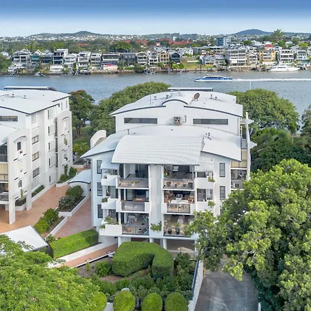Oxlade Luxury Riverfront Brisbane