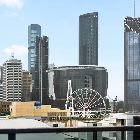 Apartment South Bank Sleek - 1bed-1bath-1car-balcony Brisbane