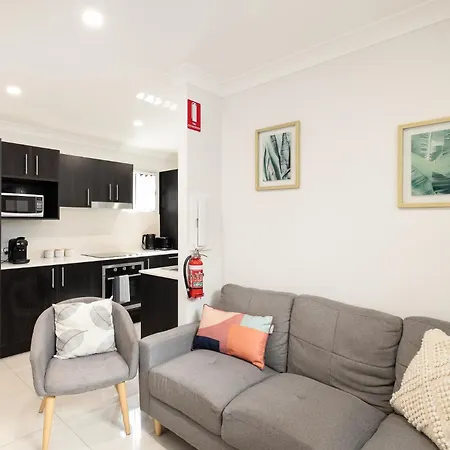 Smart Self Check-in - W Freney Apartment