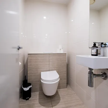 Infinity Tower Apartment