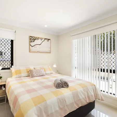 Smart Self Check-in - Sunnybank Station Apartment *