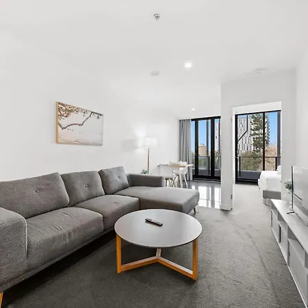 Apartment 38 High St - Premium Executive In Heart Of Toowong Brisbane