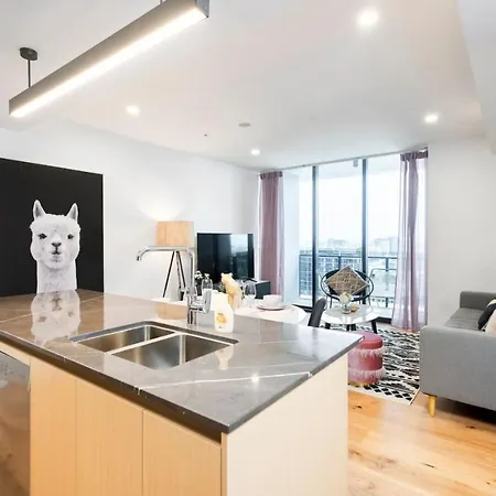 Apartment Stylish Decor 2br South Gym Pool Cine Bo12510 *