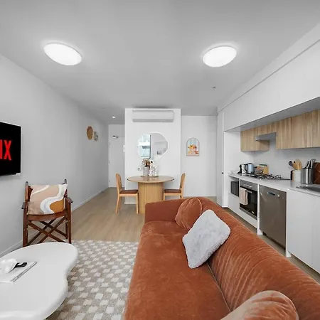 Apartment 2br In Proximity Hamilton With Carpark *