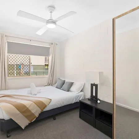 Apartment Duplex With 2 Private Homes Dual Units Acacia1&2