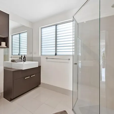 Holiday home Luxe Inner-city With Views - Teneriffe *
