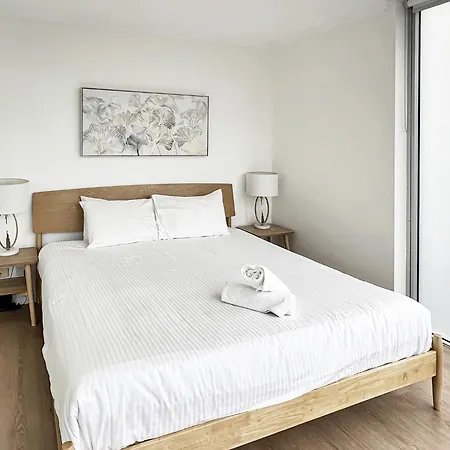 Apartment Cbd With Pool & Gym Access Brisbane
