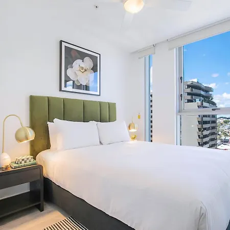 Apartment 'oliva On Brookes' Chic Inner-city Escape With Pool *
