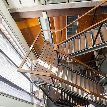 Apartment Stylish Heritage 2br Loft Near And River With Pool And Free Parking *