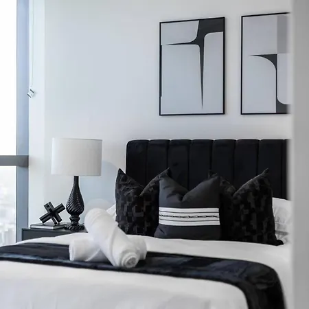 1bedroom In Queen's Wharf Lv 62 - Skyline And View Apartment *
