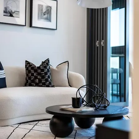 Apartment 1bedroom In Queen's Wharf Lv 62 - Skyline And View *