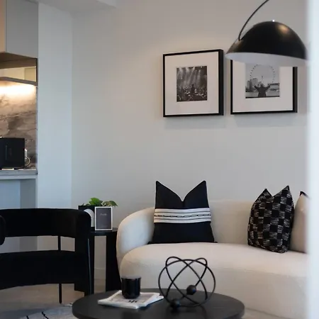 1bedroom In Queen's Wharf Lv 62 - Skyline And View Apartment