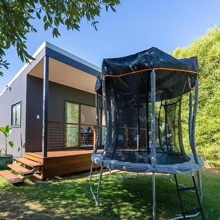 Tiny 1bd, 1ba In Clayfield, Near Cbd M2