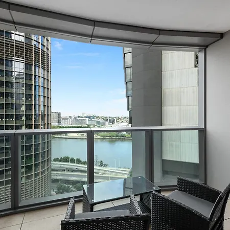 Apartment Qw Riverside Luxe By Independent Host *
