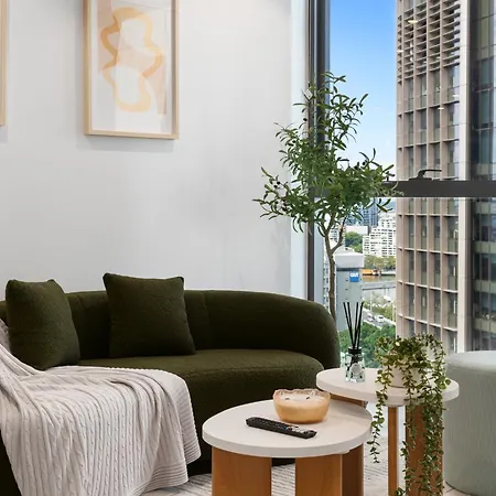 Qw Riverside Luxe By Independent Host Apartment
