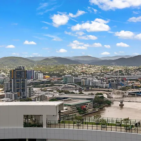 Qw Riverside Luxe By Independent Host Brisbane
