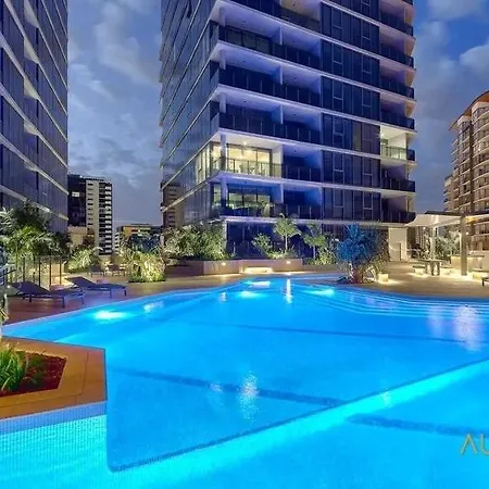 Apartment Floor To Ceiling River& Mountain View Location Brisbane