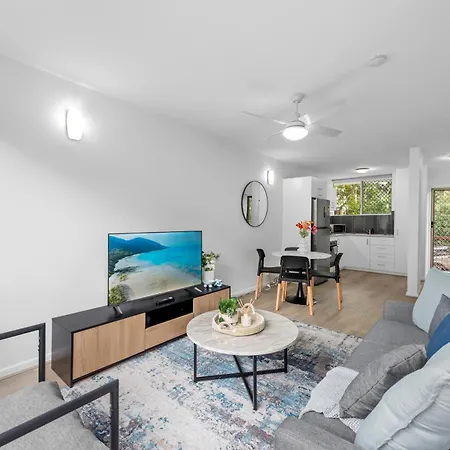 Sunny 1br Near Hospital, Qut & Cbd With Parking! Apartment Brisbane