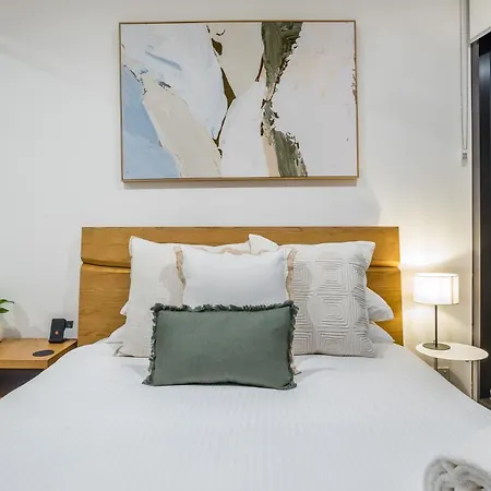 Skyline Serenity Newstead