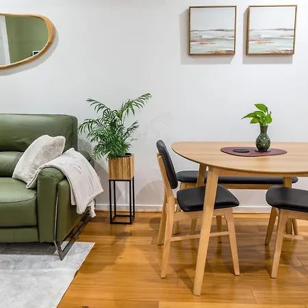 Skyline Serenity Newstead Apartment