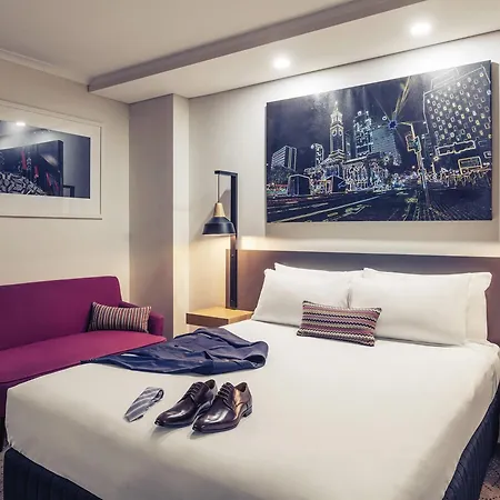 Mercure King George Square Hotel 4*