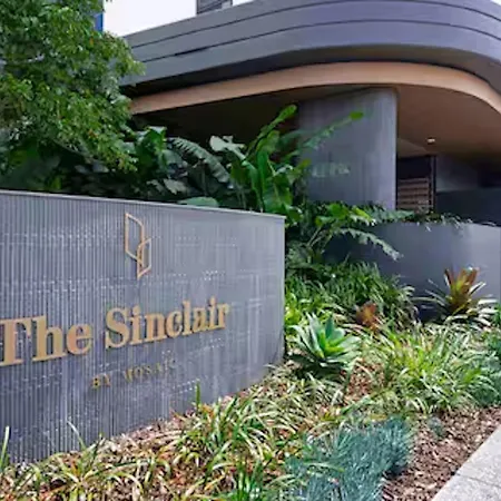Gabba Oasis - Luxury 3br & Pool * Brisbane