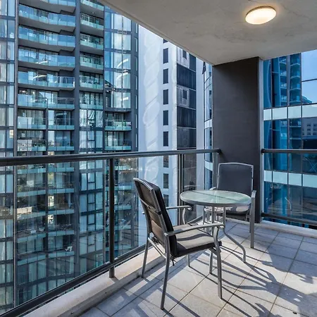 Skyline Viewpoint Escape Parking - Pool - Gym Apartment Brisbane