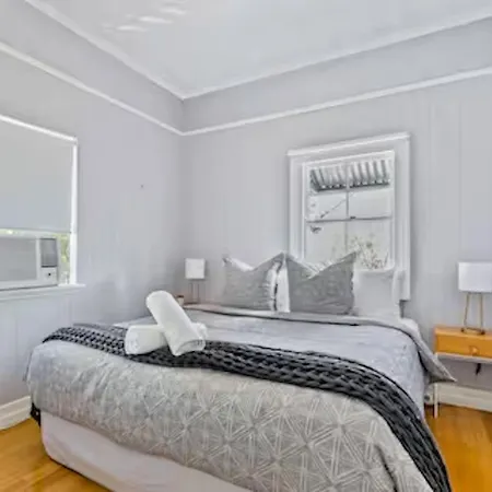 Holiday home Camphill Retreat - 3bd, 7km To Cbd