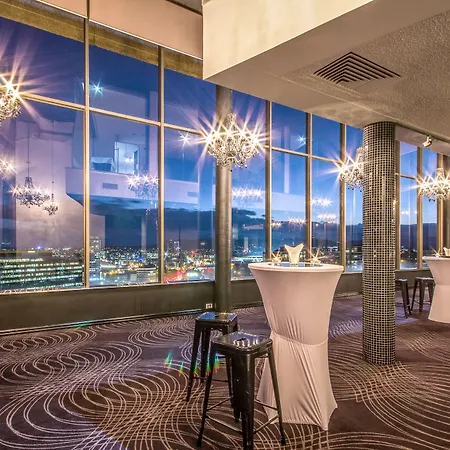 Hotel Mercure Spring Hill 4*