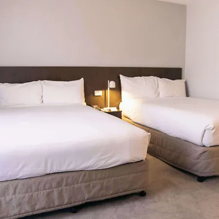 Hotel Mercure Spring Hill