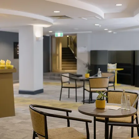 Hotel Voco Centre By Ihg 4*