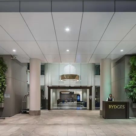 Rydges South Bank Hotel