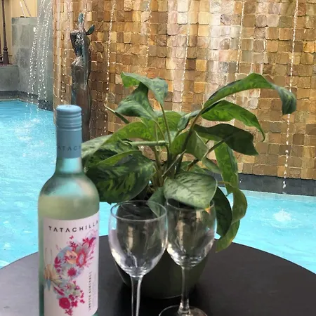 Diana Woolloongabba Hotel 4*
