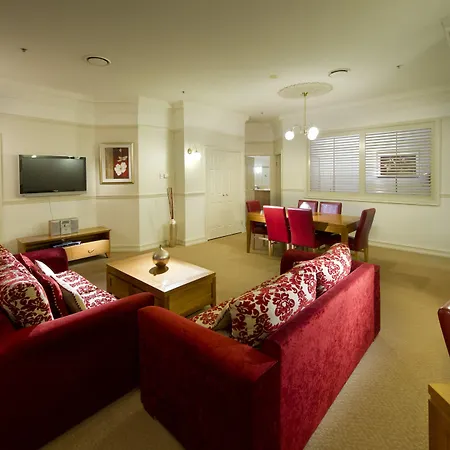 Royal Hotel