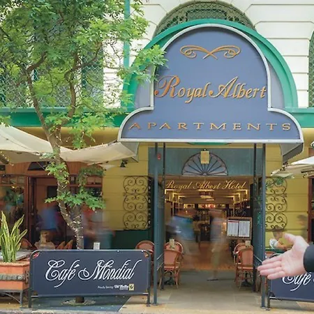 Royal Hotel