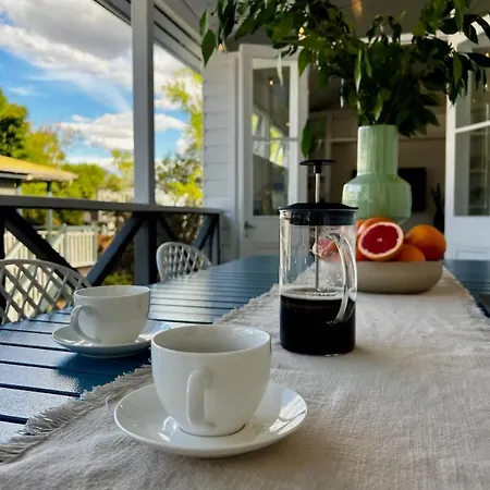 Paddington Springs - Pool & Pet Friendly House Holiday home