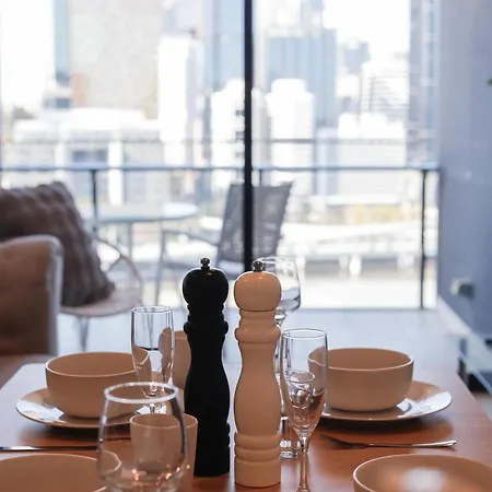 Apartment Panorama South Bank River View 2b *