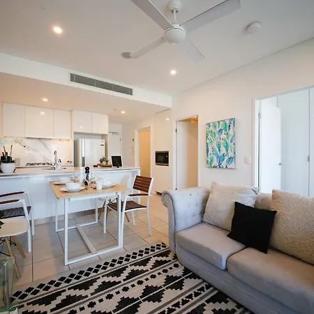 Apartment Panorama South Bank River View 2b