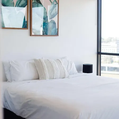 Panorama South Bank River View 2b Apartment *