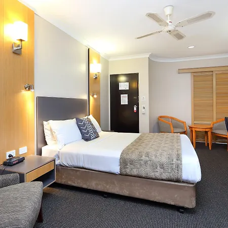 International Virginia Hotel 4*