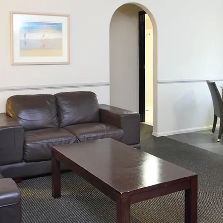 International Virginia Hotel 4*