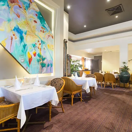 International Virginia Hotel 4*