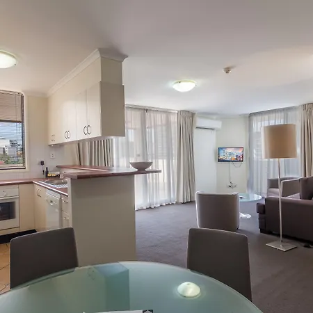 West End Aparthotel 4*