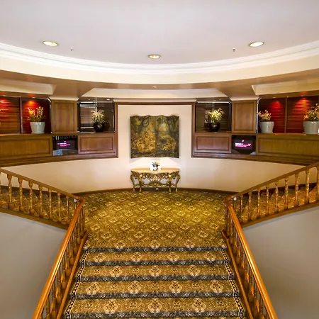 Stamford Plaza Hotel