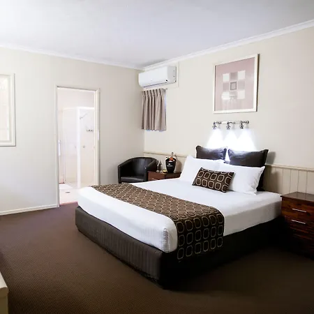 Quality Robertson Gardens Hotel