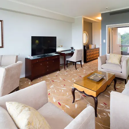 Royal On The Park 5* Brisbane