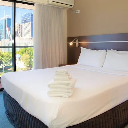 Riverside Southbank 4*